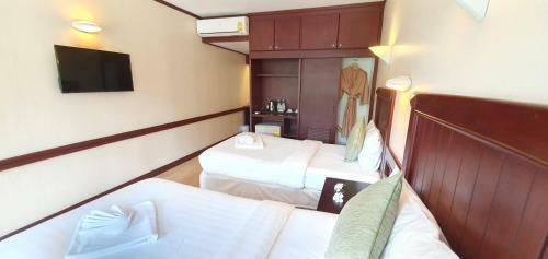 Hotel Isle Beach Resort