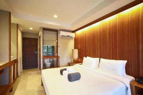 Hotel Beach Club By Haadtien