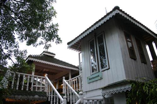 Hotel Keereeta Resort & Spa