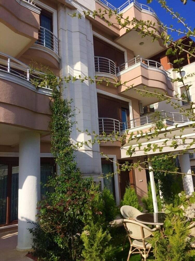 Asfar Villa