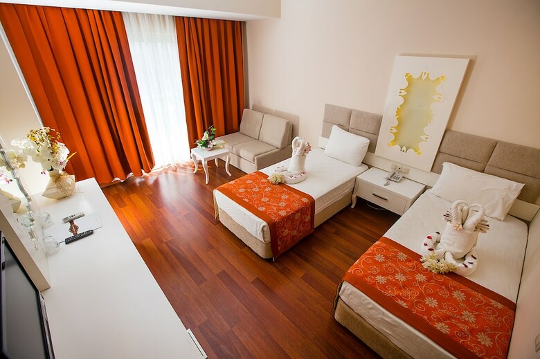 Grand Mir' Amor Hotel