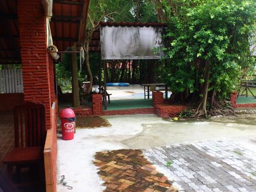 Hotel Pine Bungalow Krabi