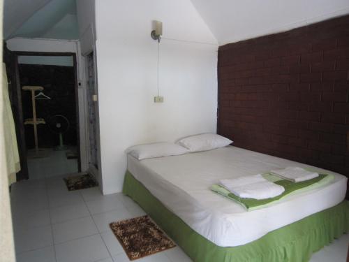 Hotel Pine Bungalow Krabi