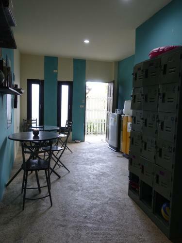 Hostal Davy Jones Locker Hotel