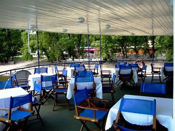 Aquamarina Hotel
