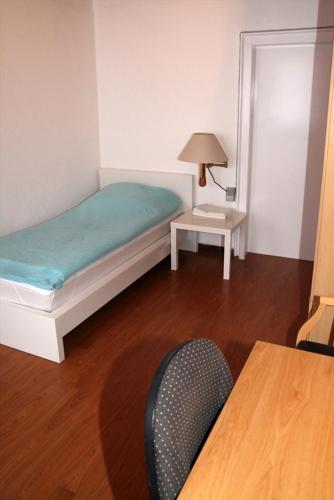 Hostal 1a Zimmervermietung Bad M�nder