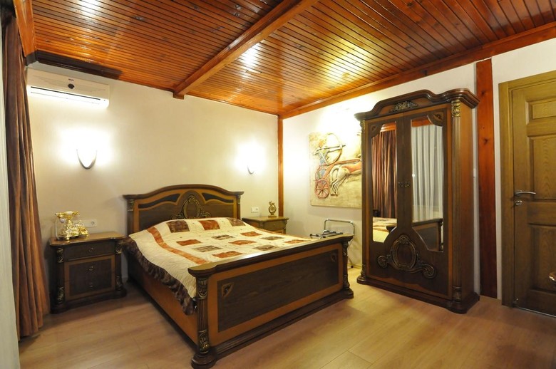 Angel's Home Hotel