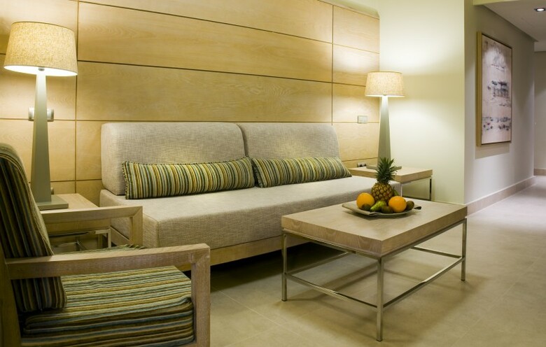 Kn Hotel Arenas Del Mar Adults Only