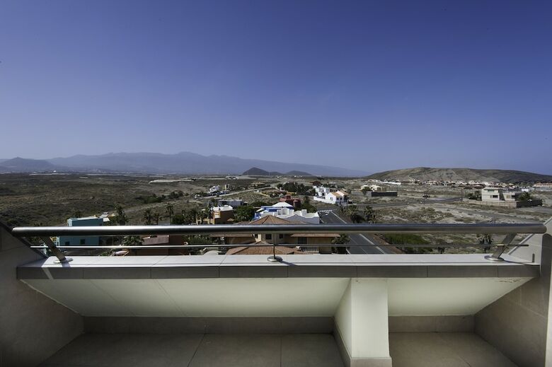 Kn Hotel Arenas Del Mar Adults Only