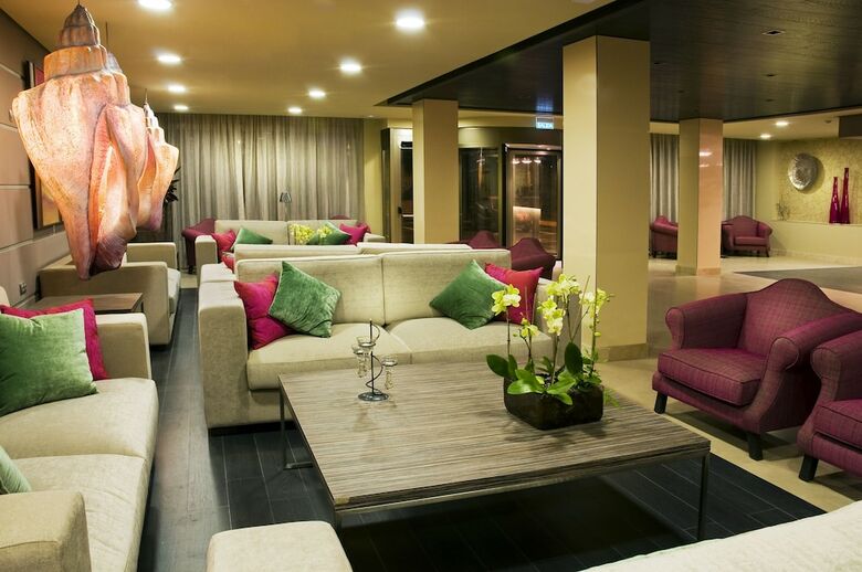 Kn Hotel Arenas Del Mar Adults Only