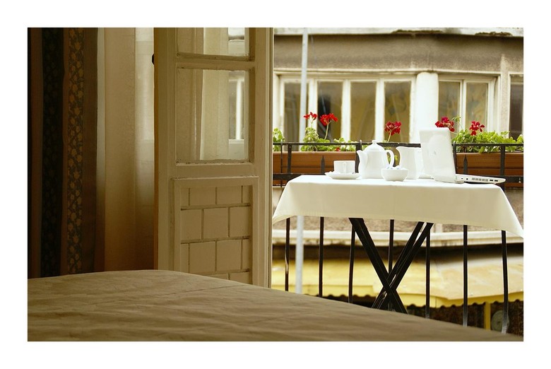 Uyan Hotel