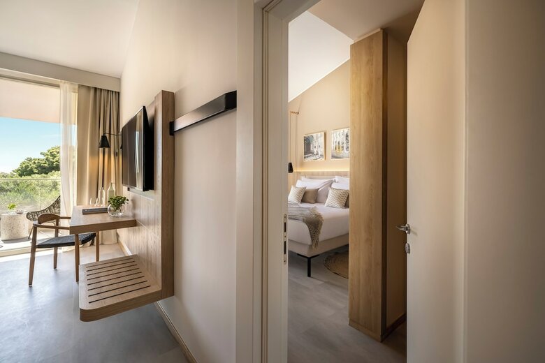 Hotel Valamar Tirena