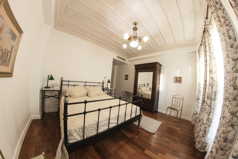 Hotel The Pera Suites