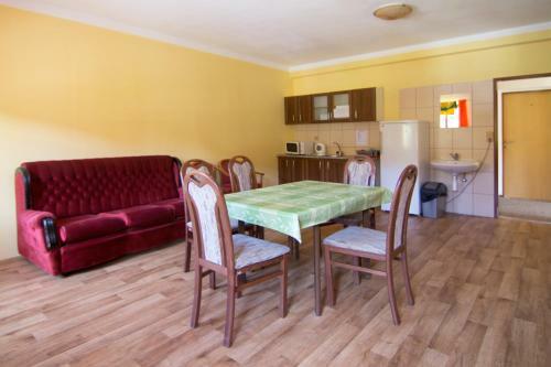 Albergue Ubytovna Pod Hr�z�