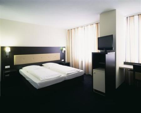 Hotel Bristol
