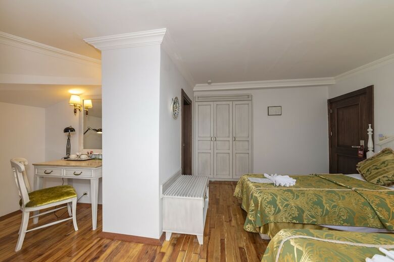 Arena Hotel
