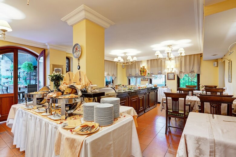 Arena Hotel