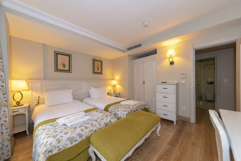 Arena Hotel