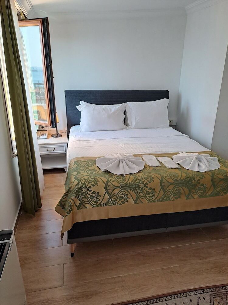 Arena Hotel