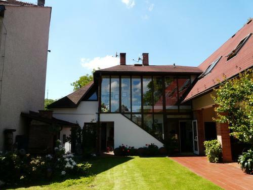 Hostal Penzion A Restaurace Country Club