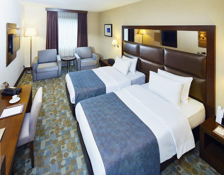 Midtown Hotel
