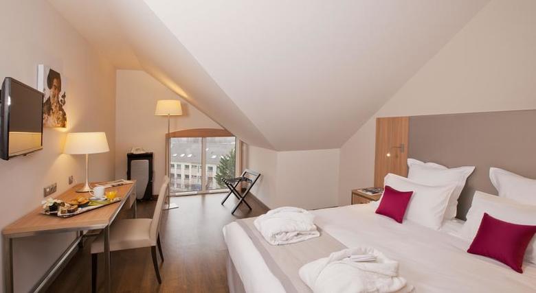 Hotel Residhome Roissy Park
