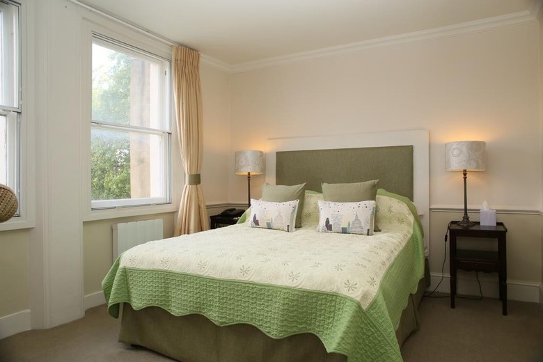 Hostal Lord Milner