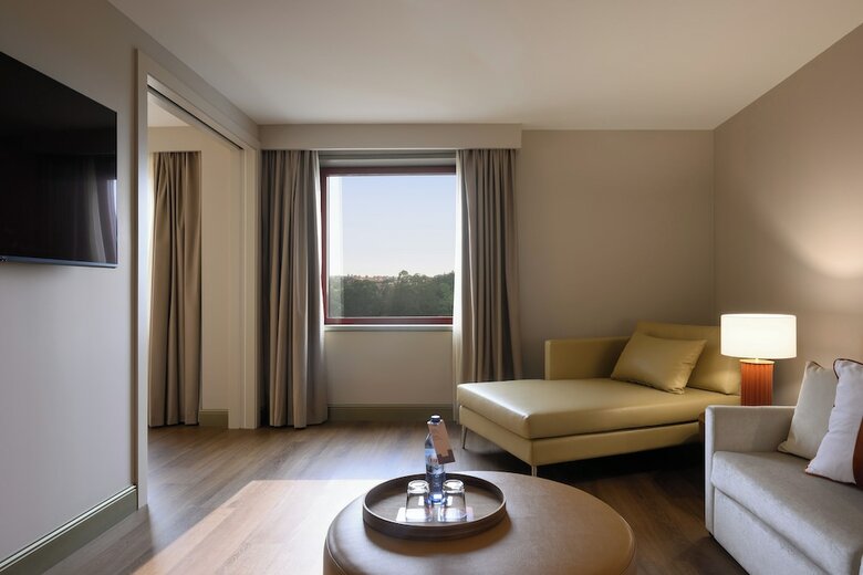 Hotel Coimbra Aeminium, Affiliated By Meli�