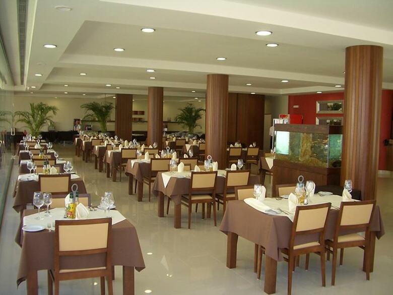 Hotel Cerro Mar Garden