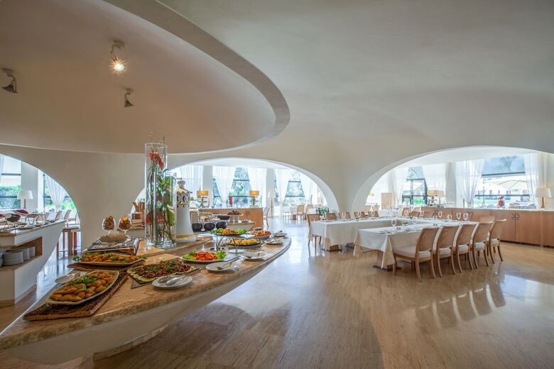 Vilamoura Beach Hotel