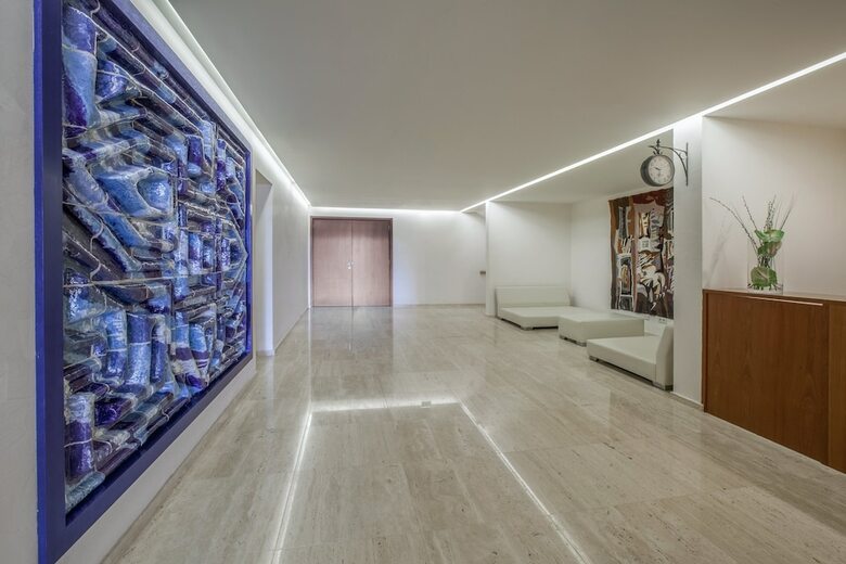 Vilamoura Beach Hotel