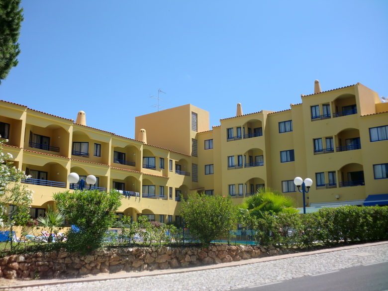 Rio Apartments