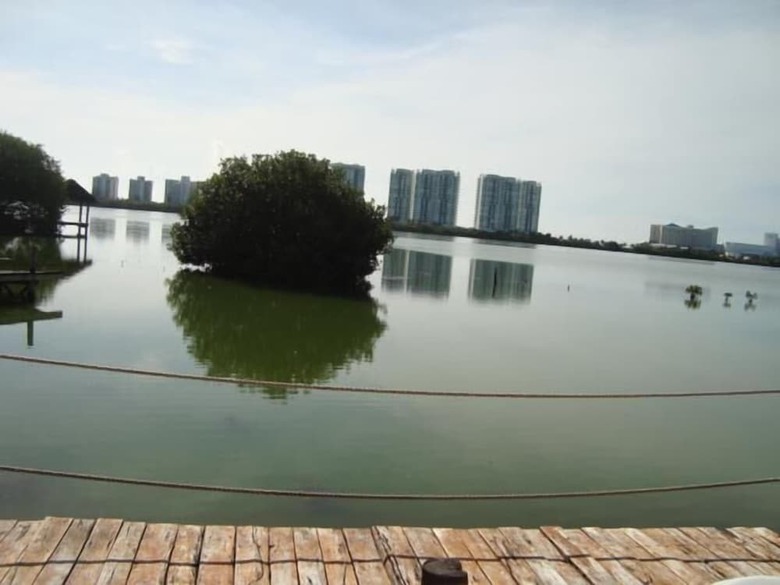 Hotel Grand Royal Lagoon