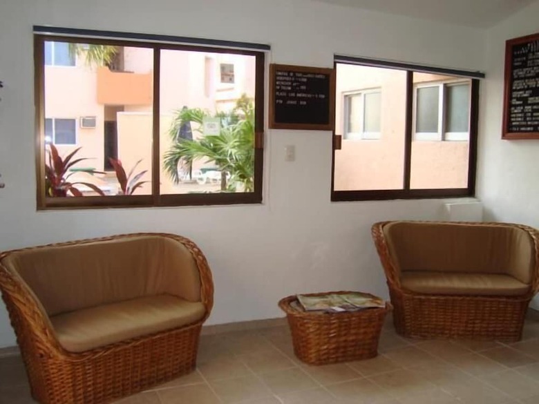 Hotel Grand Royal Lagoon