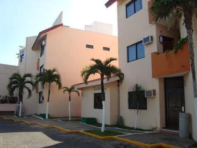Hotel Grand Royal Lagoon