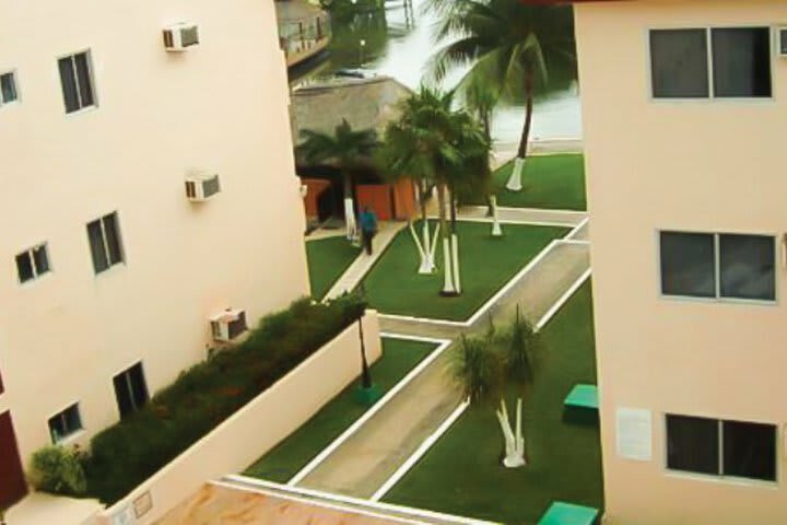 Hotel Grand Royal Lagoon