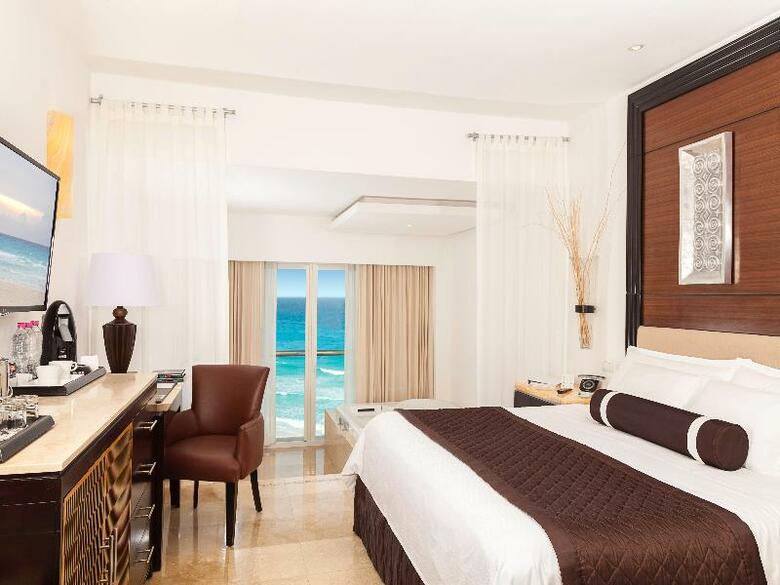 Hotel Le Blanc Spa Resort All Inclusive Adults Only