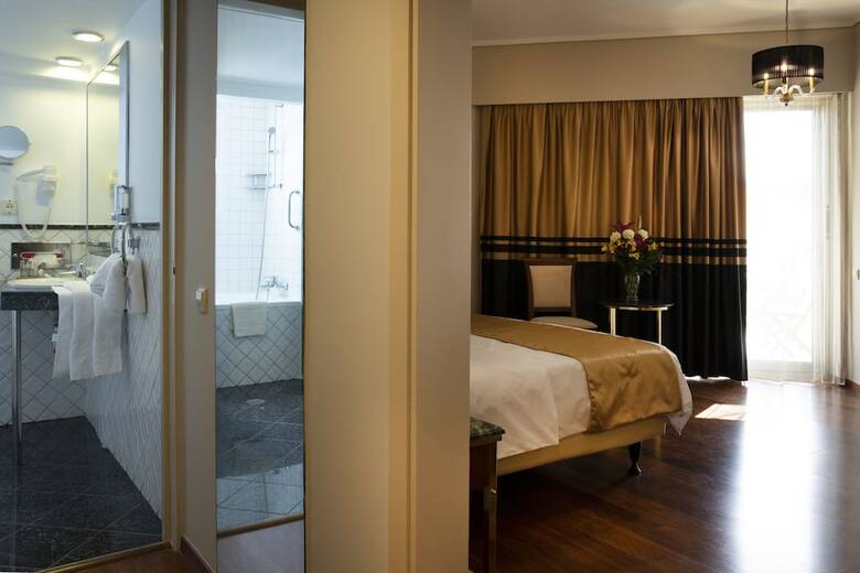 Best Western Ilisia Hotel