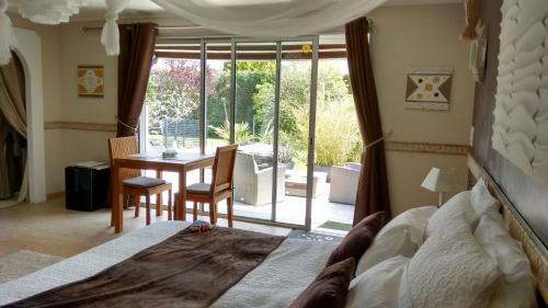 Bed & Breakfast Mas Lou Souleil