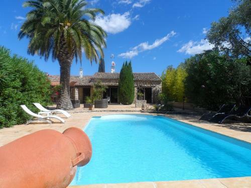 Bed & Breakfast Mas Lou Souleil