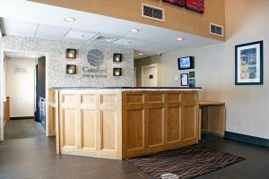 Hotel Comfort Inn & Suites Colonial