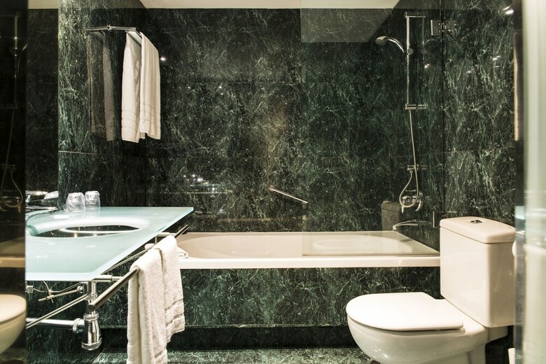 Hotel Sercotel Ab Rivas