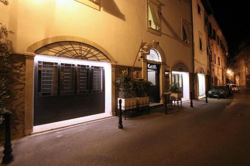B&B Catillo