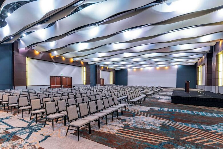 Doubletree By Hilton Hotel Cedar Rapids Convention Complex
