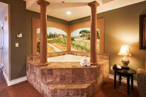 La Bellasera Hotel & Suites