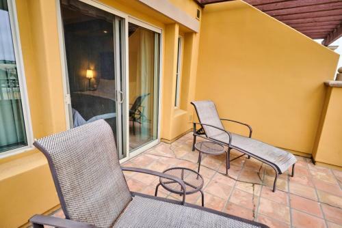 La Bellasera Hotel & Suites