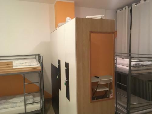 Hostal G�stehaus Kaiserpassage- Ihr Cityhostel