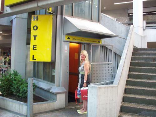 Hostal G�stehaus Kaiserpassage- Ihr Cityhostel