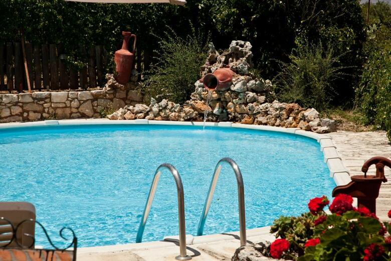 Tsivaras Villas