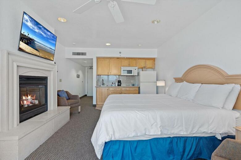Hotel Beach House Inn & Suites